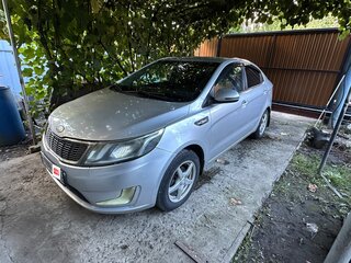 2012 Kia Rio III, серебристый, 600000 рублей, вид 1