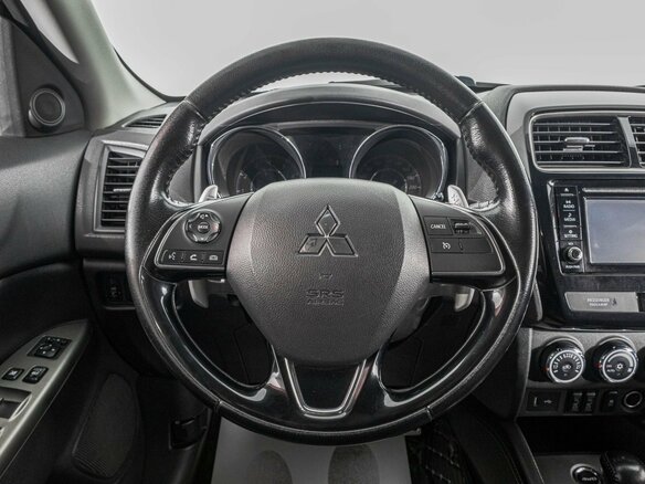 2017 Mitsubishi ASX I Рестайлинг 2, белый, 1989000 рублей - вид 13