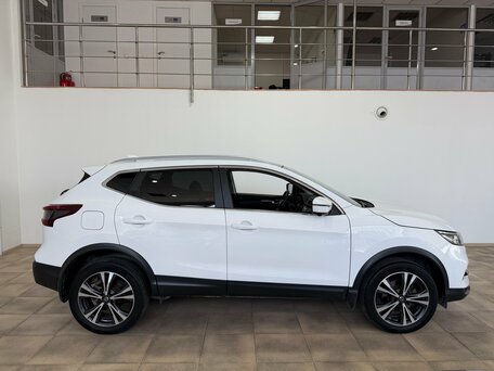 2020 Nissan Qashqai II Рестайлинг, белый, 2300000 рублей, вид 5