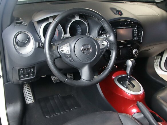 2013 Nissan Juke I, белый - вид 7