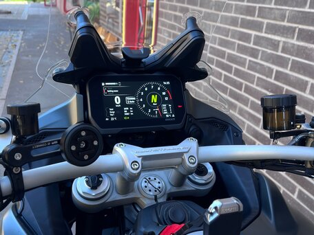 2021 Ducati Multistrada V4, серый, 2000000 рублей, вид 5
