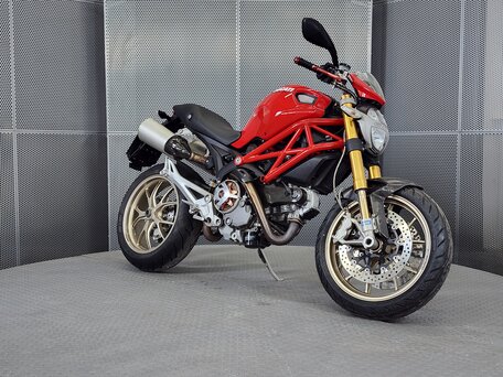 2008 Ducati Monster 1100, красный, 429000 рублей, вид 2