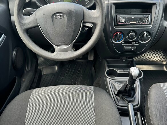 2018 Lada (ВАЗ) Granta I, серебристый, 443000 рублей - вид 9
