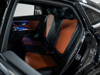 2026 Mercedes-Benz GLC Coupe 300 II (C254), чёрный, 10136880 рублей, вид 3