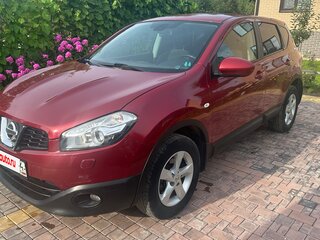 2010 Nissan Qashqai I Рестайлинг, красный, 950000 рублей, вид 3