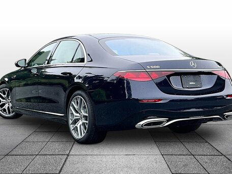 2026 Mercedes-Benz S-Класс 500 4MATIC VII (W223) Рестайлинг, чёрный, 21174752 рублей, вид 3