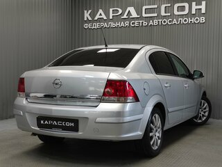 2009 Opel Astra H Рестайлинг, серебристый, 390000 рублей, вид 2
