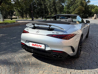 2022 Mercedes-Benz SL-Класс AMG SL 43 43 AMG IV (R232), серебристый, 12290000 рублей, вид 4