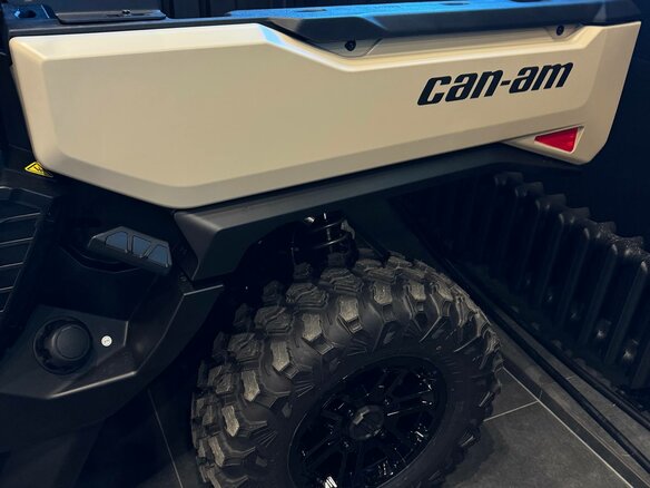 2026 BRP Can-Am Defender HD11, бежевый, 5550000 рублей - вид 6