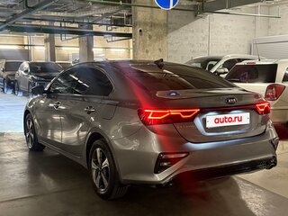 2018 Kia Cerato IV, серый, 1700000 рублей, вид 3