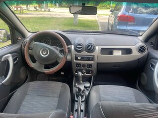 2011 Renault Sandero I, красный, 430000 рублей, вид 5