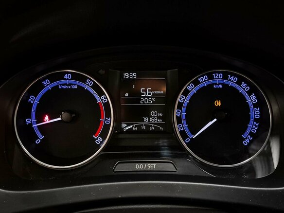 2019 Skoda Rapid I Рестайлинг, коричневый, 1300000 рублей - вид 19