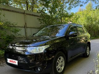 2013 Mitsubishi Outlander III, чёрный, 1245000 рублей, вид 4