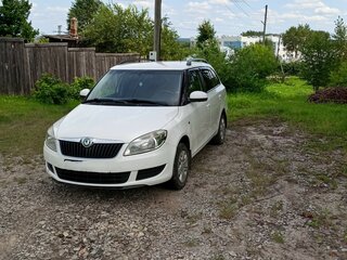 2012 Skoda Fabia II Рестайлинг, белый, 520000 рублей, вид 2