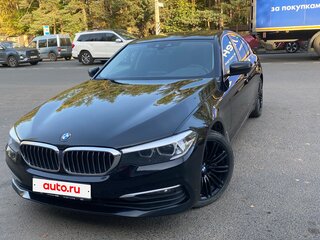 2019 BMW 5 серии 520d VII (G30/G31/G38), чёрный, 4000000 рублей, вид 1
