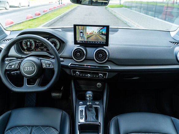 2026 Audi Q2 L 35 TFSI I Рестайлинг, серый, 3990000 рублей - вид 7