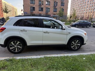 2018 Mitsubishi ASX I Рестайлинг 2, белый, 1690000 рублей, вид 3