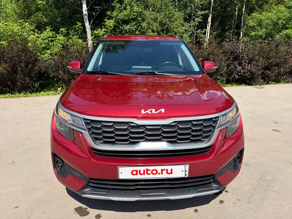 2021 Kia Seltos I, красный, 2250000 рублей - вид 2