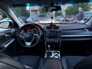 2013 Toyota Camry US Market VII (XV50), чёрный, 1350000 рублей, вид 5