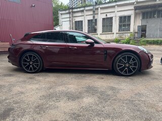 2022 Porsche Panamera 4 E-Hybrid Sport Turismo II Рестайлинг, красный, 12950000 рублей, вид 1
