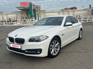 2016 BMW 5 серии 520i VI (F10/F11/F07) Рестайлинг, белый, 2500000 рублей, вид 1