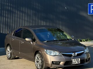 2010 Honda Civic VIII Рестайлинг, серый, 750000 рублей, вид 1