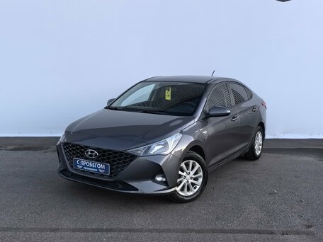 2021 Hyundai Solaris II Рестайлинг, серый, 1550000 рублей, вид 1