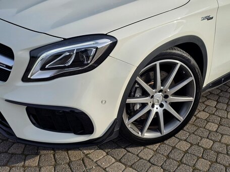 2017 Mercedes-Benz GLA AMG 45 AMG I (X156) Рестайлинг, белый, 3390000 рублей, вид 2