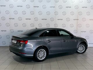 2017 Audi A3 III (8V) Рестайлинг, серый, 1610000 рублей, вид 4
