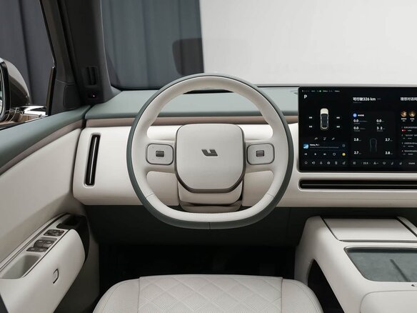 2026 Li Auto (Lixiang) L8 II, серебристый, 10800000 рублей - вид 7