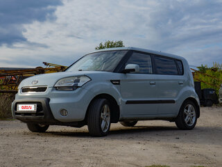 2010 Kia Soul I, серый, 750000 рублей, вид 1