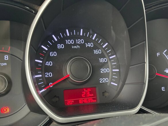 2015 Kia Rio III Рестайлинг, белый - вид 20