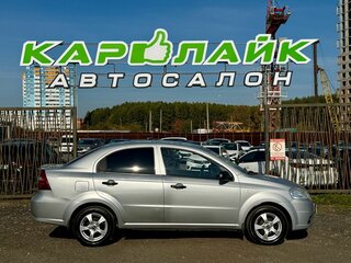 2009 Chevrolet Aveo I Рестайлинг, серебристый, 349000 рублей, вид 4
