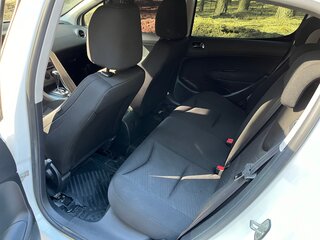 2011 Peugeot 308 I Рестайлинг, белый, 480000 рублей, вид 5