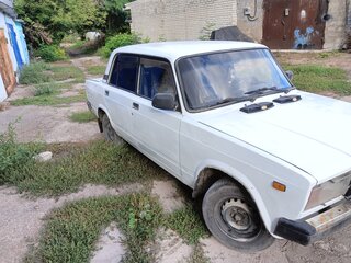 1998 Lada (ВАЗ) 2107, белый, 70000 рублей, вид 3