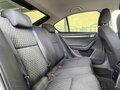 2017 Skoda Octavia III (A7) Рестайлинг, белый, 1599000 рублей - вид 10