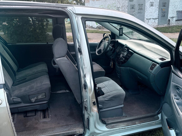 2003 Mazda MPV II (LW) Рестайлинг, серебристый, 350000 рублей - вид 8