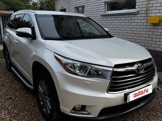 2014 Toyota Highlander III (XU50), белый, 2430000 рублей, вид 2