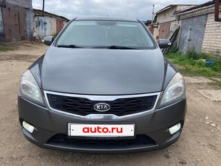 2010 Kia Ceed I Рестайлинг, серебристый, 680000 рублей, вид 1