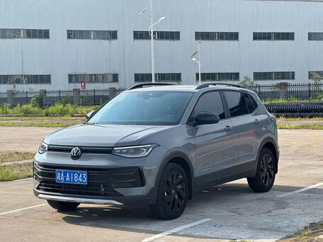 2026 Volkswagen Tharu XR, серый, 1870000 рублей, вид 3