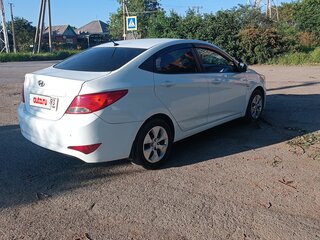 2015 Hyundai Solaris I Рестайлинг, белый, 724000 рублей, вид 1