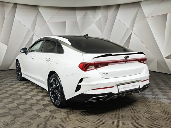 2021 Kia K5 III, белый, 2085000 рублей - вид 3