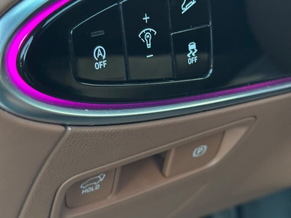 2023 Genesis GV70 I, зелёный, 3400000 рублей - вид 11
