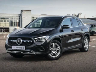2020 Mercedes-Benz GLA 200 II (H247), чёрный, 3297000 рублей, вид 1