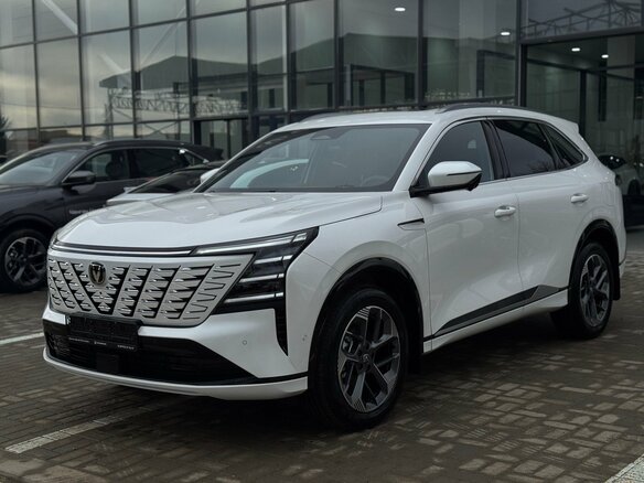 2025 Changan CS75 Plus IV, белый, 4339900 рублей
