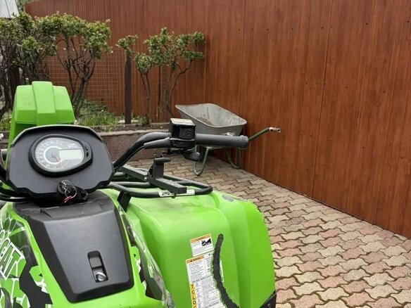 2013 Arctic Cat 700 Series, зелёный, 515000 рублей - вид 5