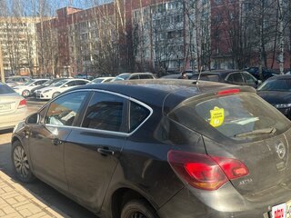 2011 Opel Astra J, чёрный, 575000 рублей, вид 5