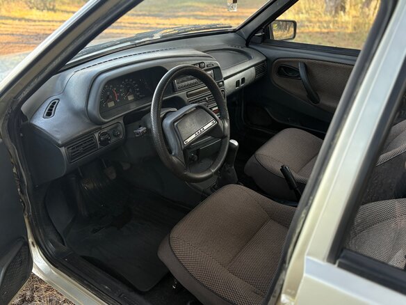 2005 Lada (ВАЗ) 2115, серебристый, 230000 рублей - вид 8