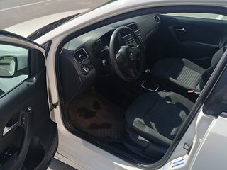 2011 Volkswagen Polo V, белый, 425000 рублей, вид 5