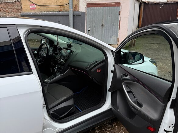 2012 Ford Focus III, белый - вид 15